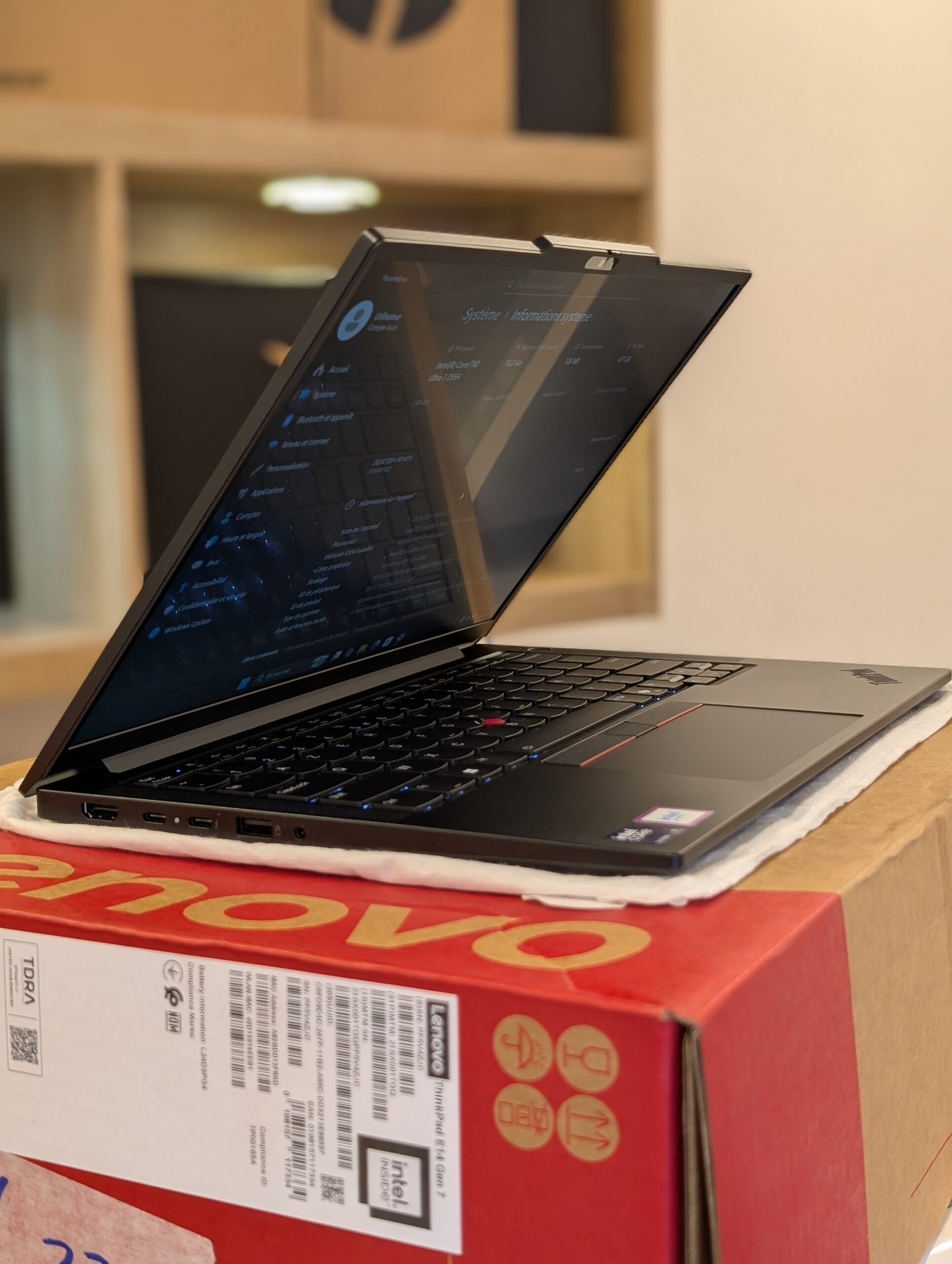PC Lenovo Thinkpad E14 Gen 7 Intel Core Ultra 7 255H Prix : 750.000fcfa – Image 15