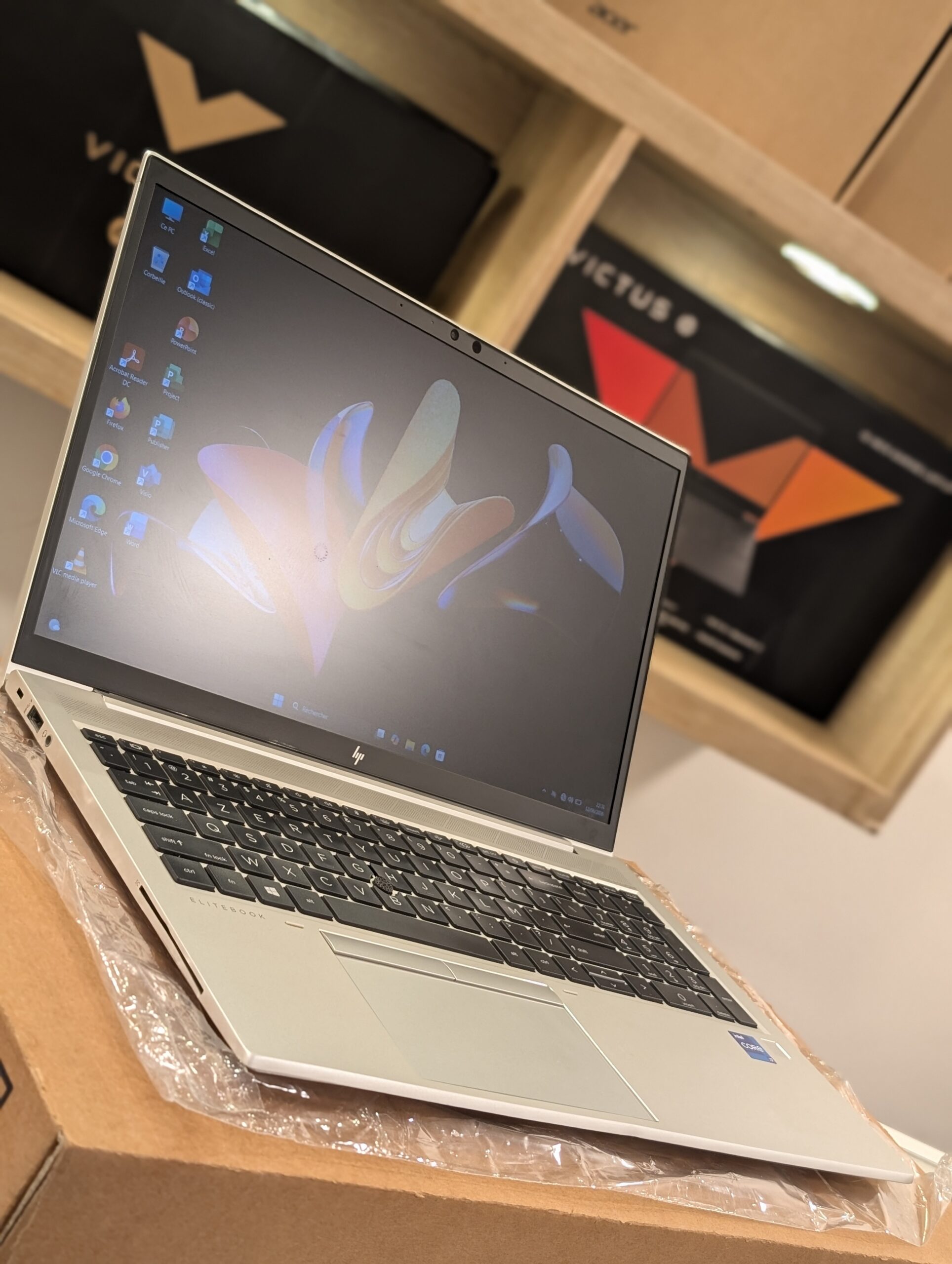 Ordinateur PC HP Elitebook 850 G8 Intel Core i7-1185G7 3.00GHz SSD 512 gb Ram 16gb Prix : 395.000FCFA Benin|Cotonou – Image 12