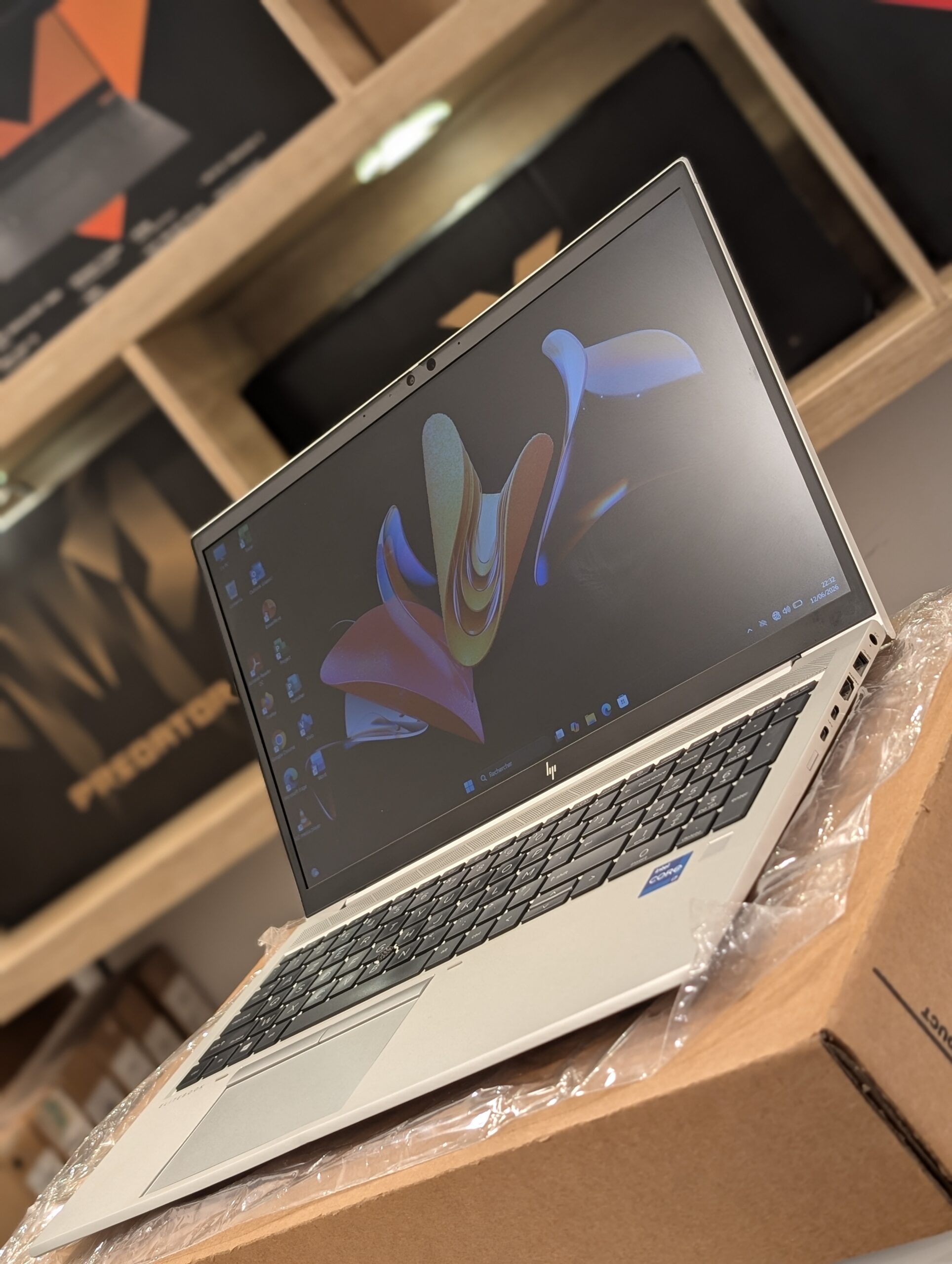 Ordinateur PC HP Elitebook 850 G8 Intel Core i7-1185G7 3.00GHz SSD 512 gb Ram 16gb Prix : 395.000FCFA Benin|Cotonou – Image 13