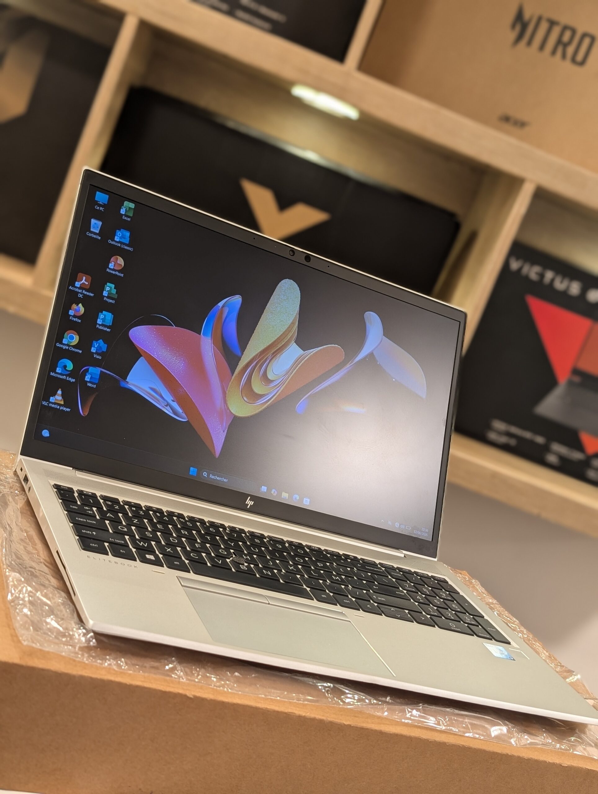 Ordinateur PC HP Elitebook 850 G8 Intel Core i7-1185G7 3.00GHz SSD 512 gb Ram 16gb Prix : 395.000FCFA Benin|Cotonou