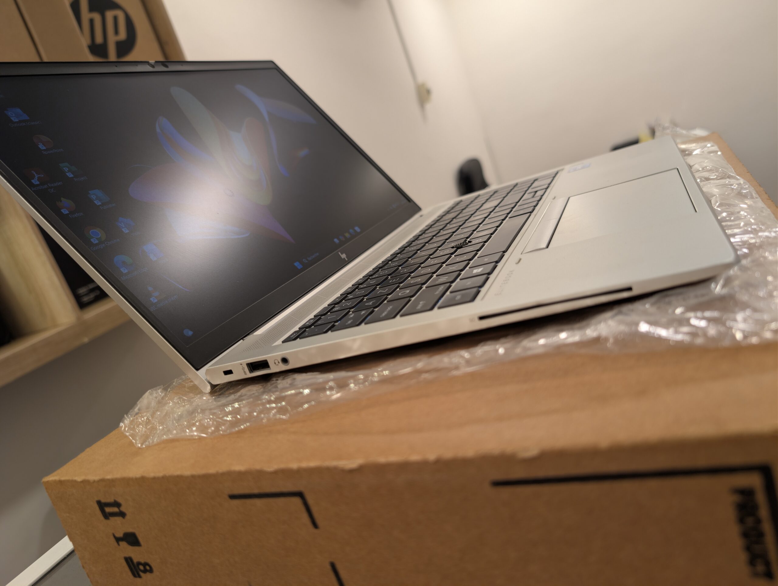Ordinateur PC HP Elitebook 850 G8 Intel Core i7-1185G7 3.00GHz SSD 512 gb Ram 16gb Prix : 395.000FCFA Benin|Cotonou – Image 23