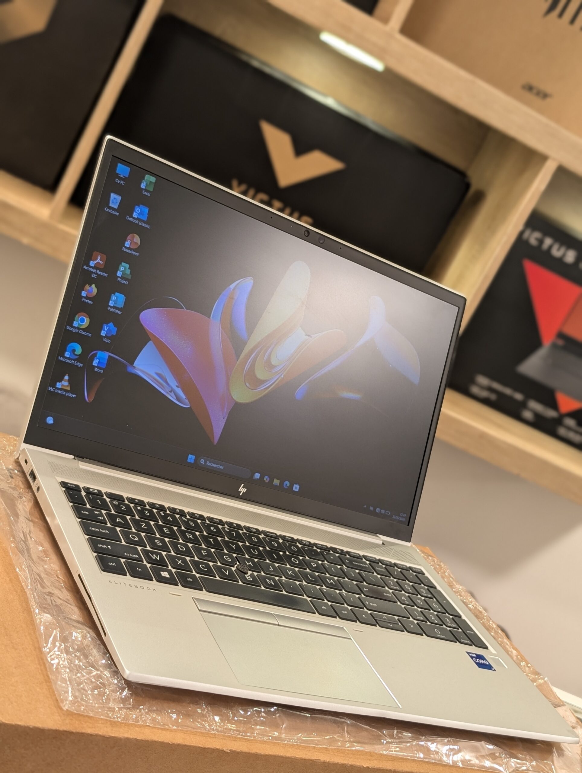 Ordinateur PC HP Elitebook 850 G8 Intel Core i7-1185G7 3.00GHz SSD 512 gb Ram 16gb Prix : 395.000FCFA Benin|Cotonou – Image 32