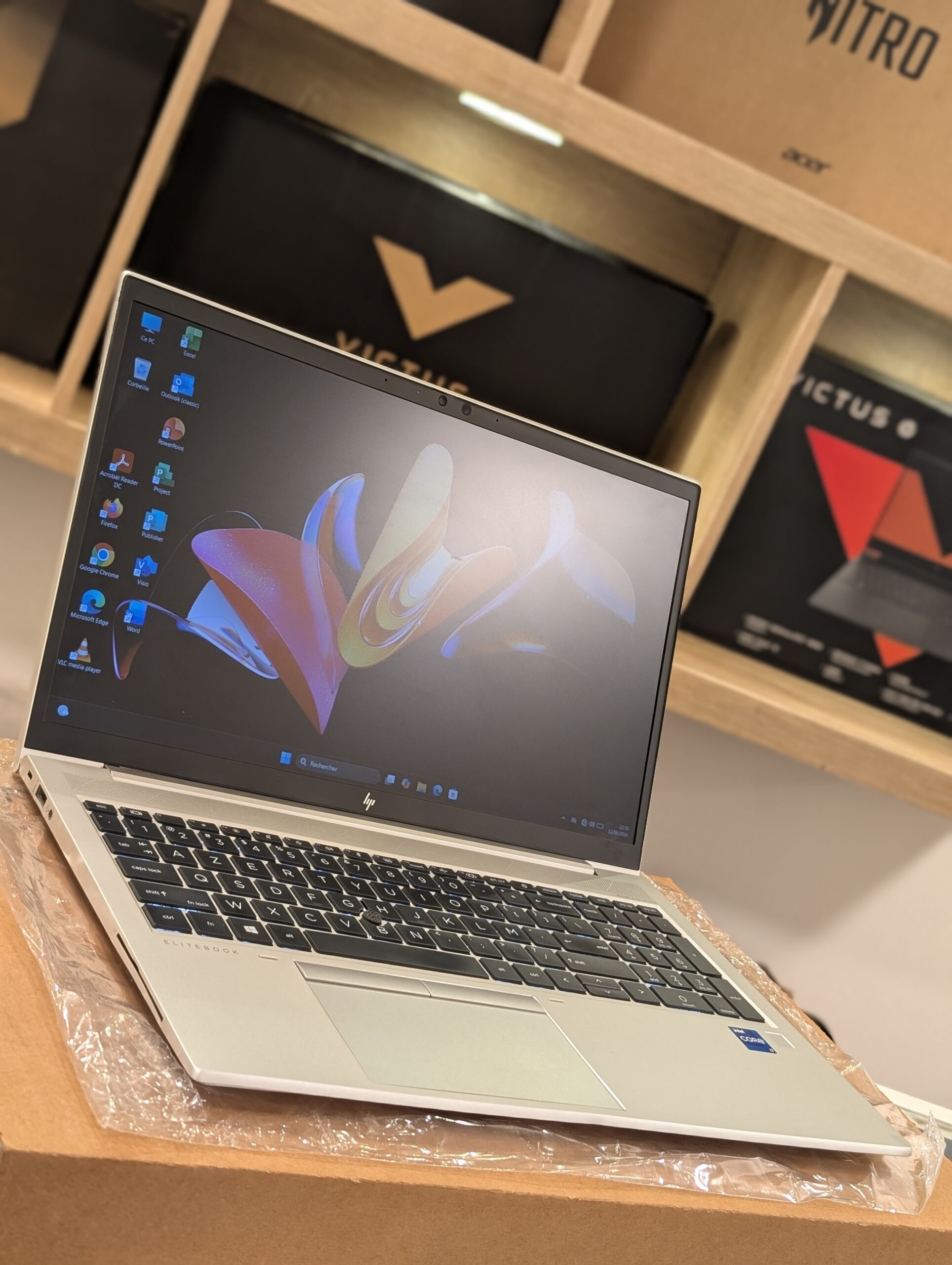 Ordinateur PC HP Elitebook 850 G8 Intel Core i7-1185G7 3.00GHz SSD 512 gb Ram 16gb Prix : 395.000FCFA Benin|Cotonou – Image 36